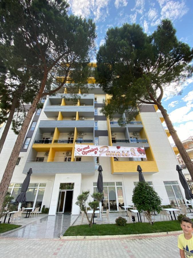 Ponari S Hotel Kryemedhej Exterior photo
