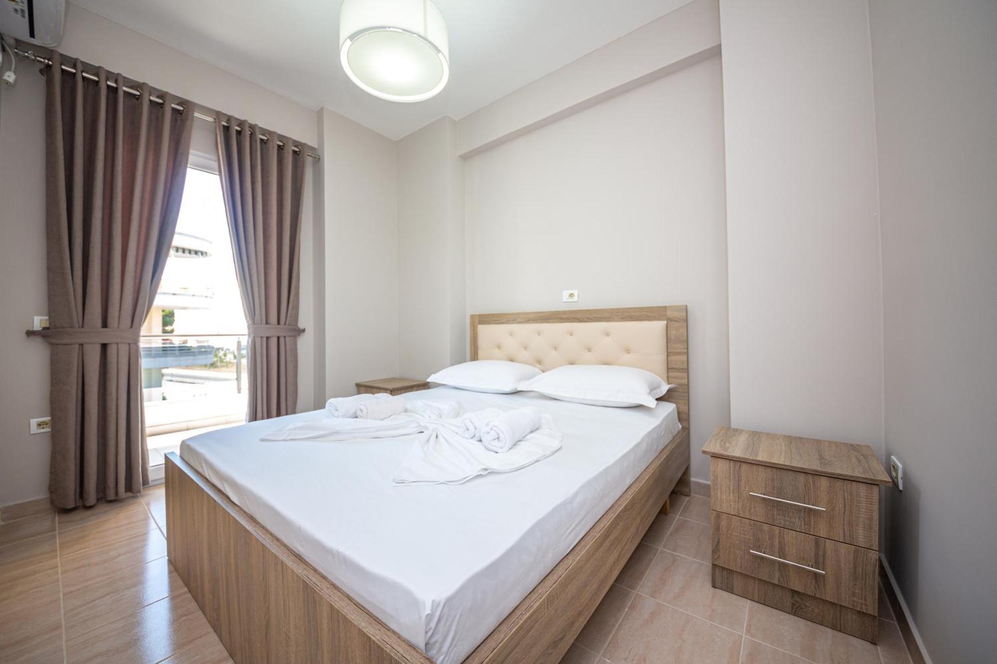 Ponari S Hotel Kryemedhej Room photo