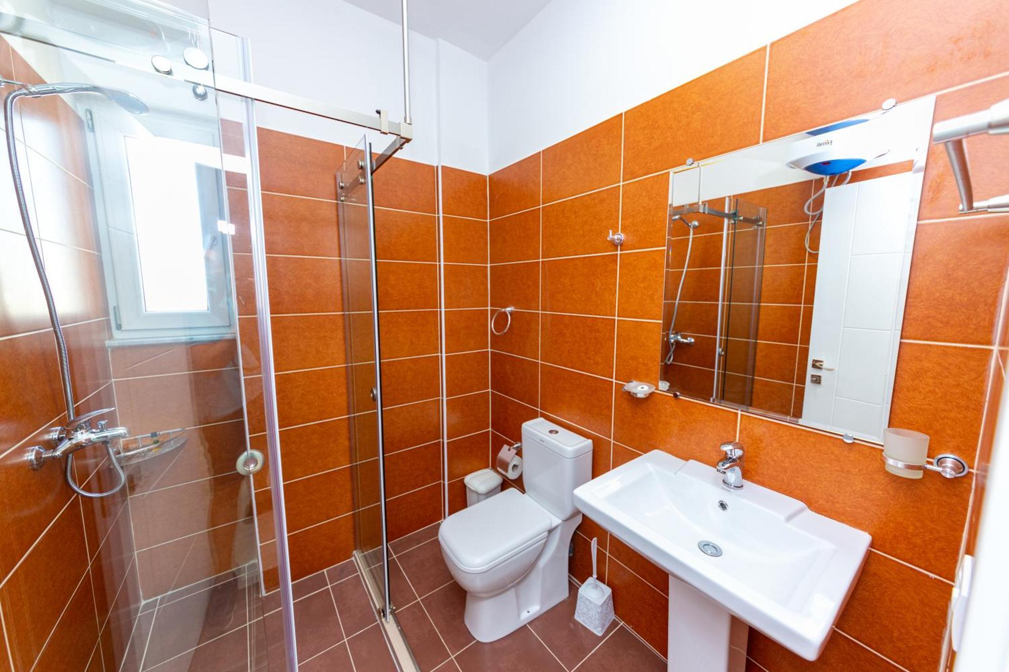 Ponari S Hotel Kryemedhej Room photo