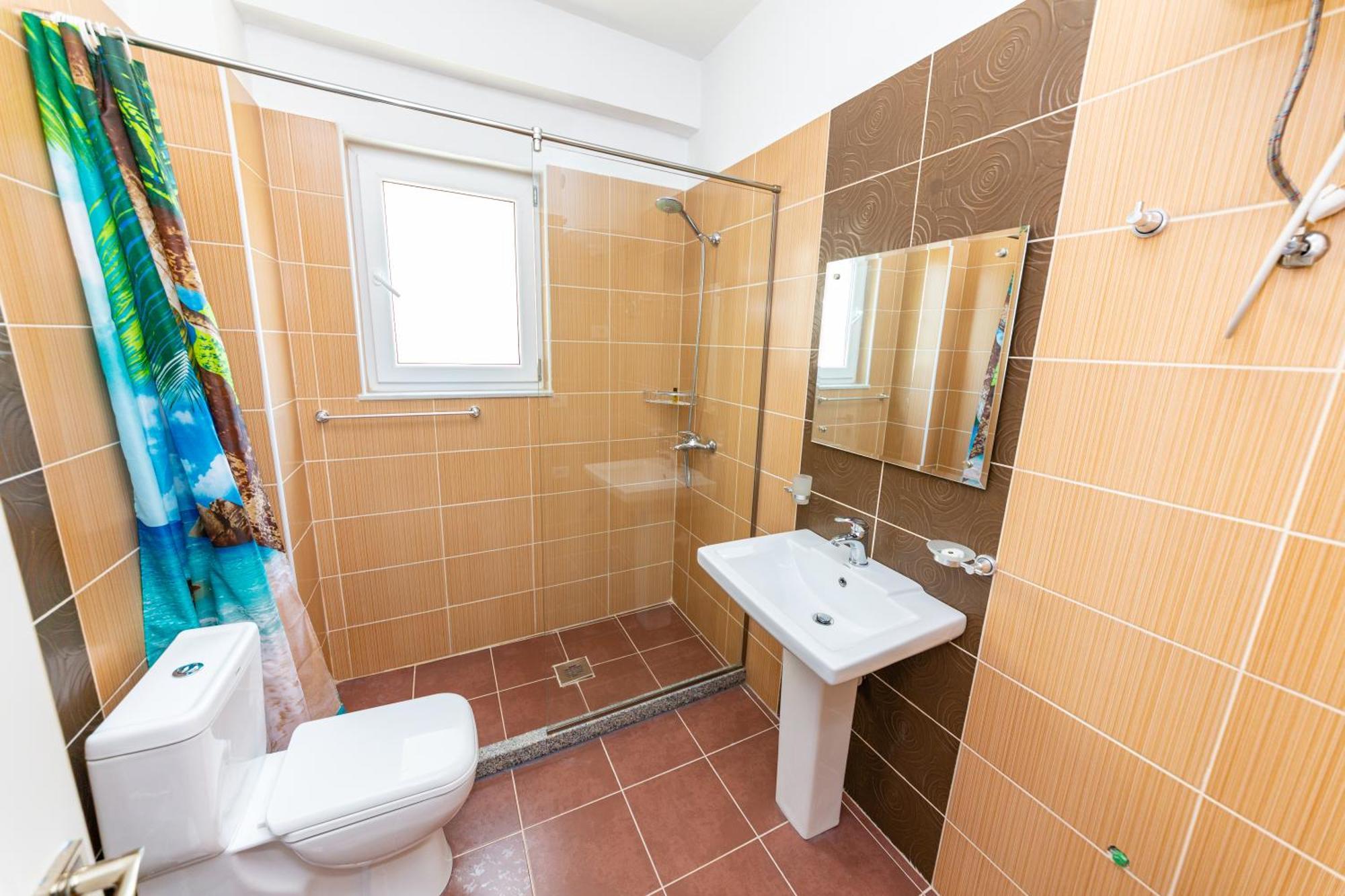 Ponari S Hotel Kryemedhej Room photo
